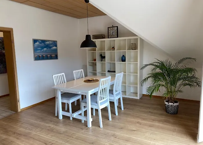 Lovely Central Located- Train, Restaurants & Spa